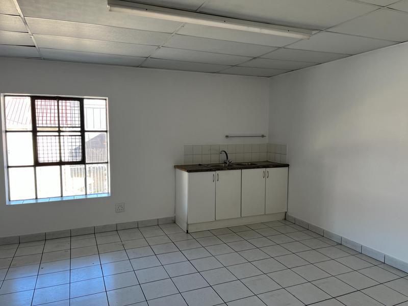 To Let Commercial Property for Rent in Paarden Eiland Western Cape